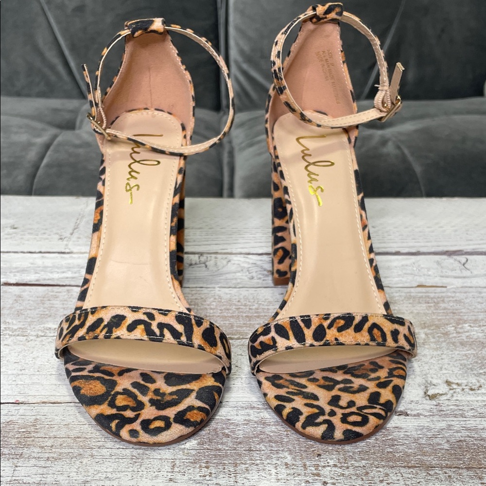 Lulu's Animal Print Leopard Faux Suede Heels Size 9
